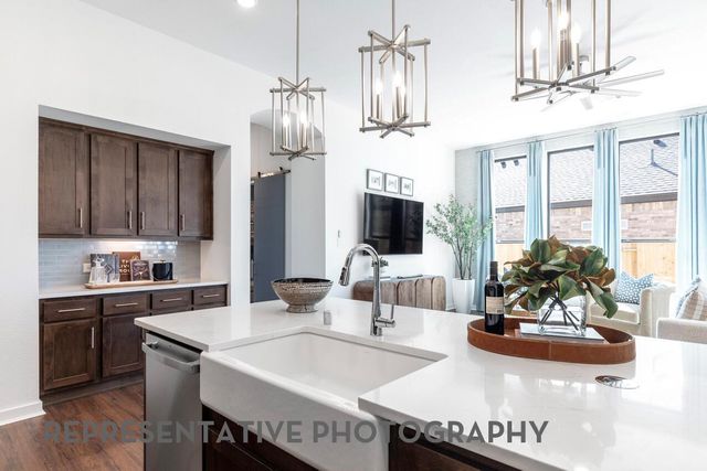 1308 Snowdrop DR, Georgetown, TX 78628