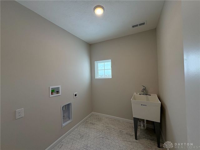 490 Red Maple Lane, Wilmington, OH 45177