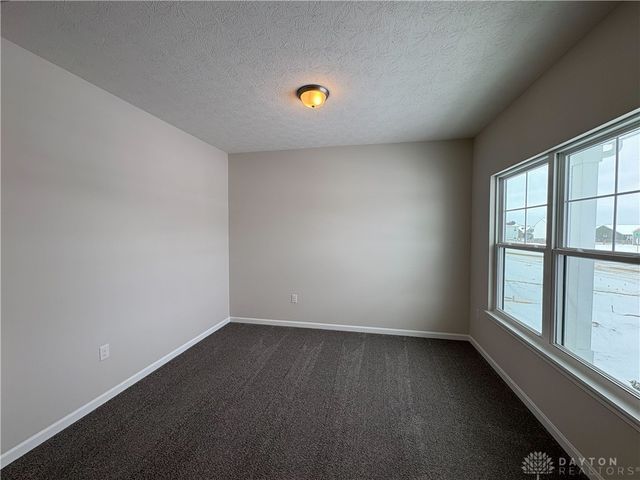 490 Red Maple Lane, Wilmington, OH 45177