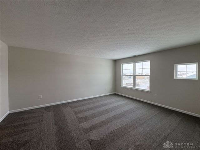 490 Red Maple Lane, Wilmington, OH 45177