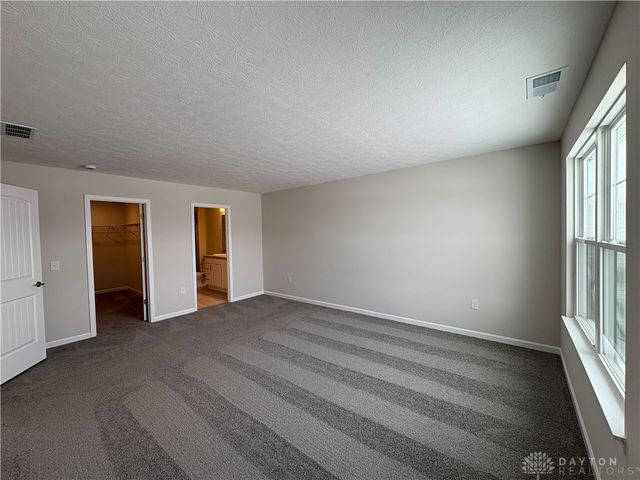 490 Red Maple Lane, Wilmington, OH 45177