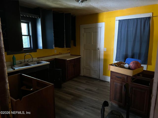 2923 W 5TH Street, Jacksonville, FL 32254