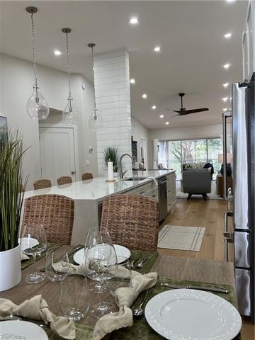 7087 Barrington CIR 201, Naples, FL 34108