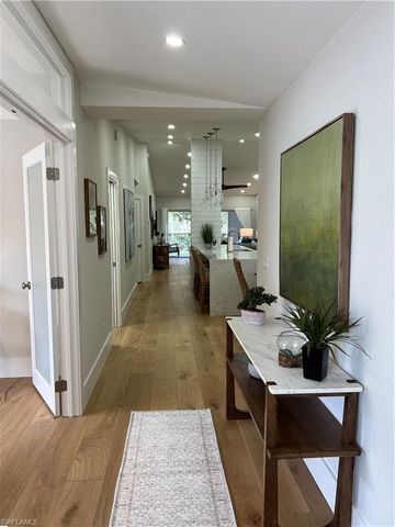 7087 Barrington CIR 201, Naples, FL 34108