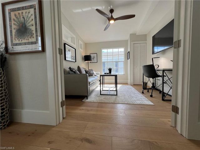 7087 Barrington CIR 201, Naples, FL 34108
