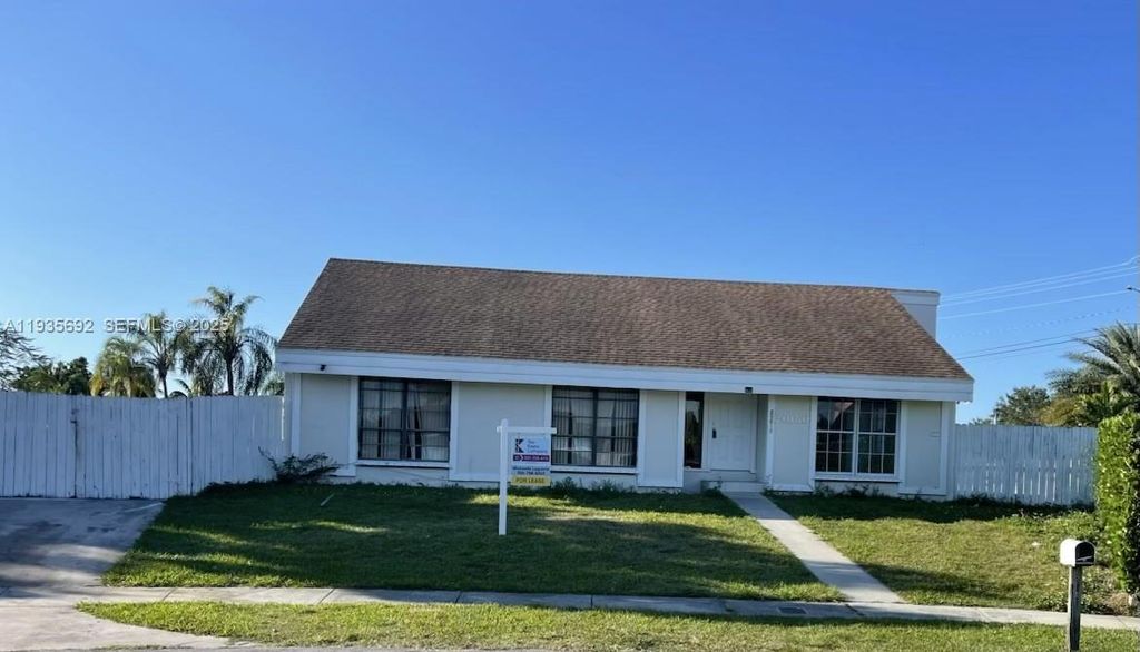 20610 SW 120th Pl 0, Miami, FL 33177