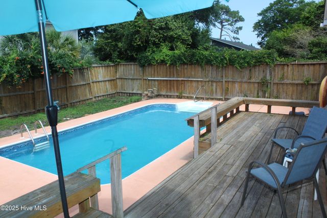 504 Greenville Avenue, Carolina Beach, NC 28428