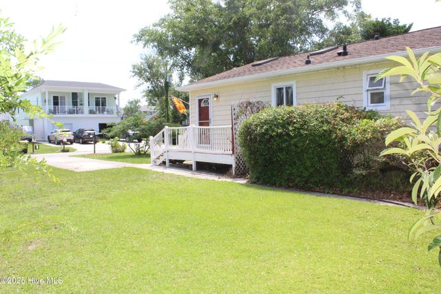 504 Greenville Avenue, Carolina Beach, NC 28428