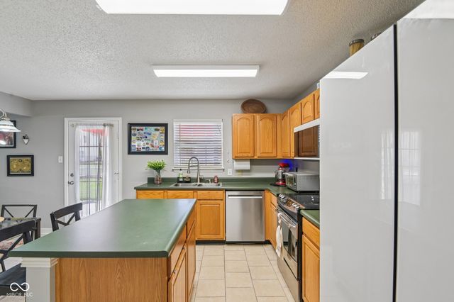8635 Orchard Grove Lane, Camby, IN 46113