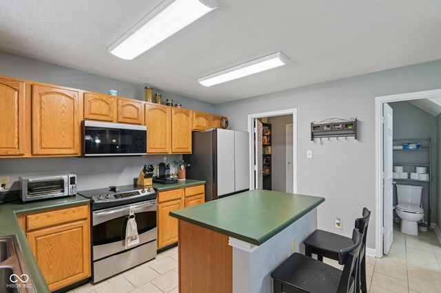 8635 Orchard Grove Lane, Camby, IN 46113