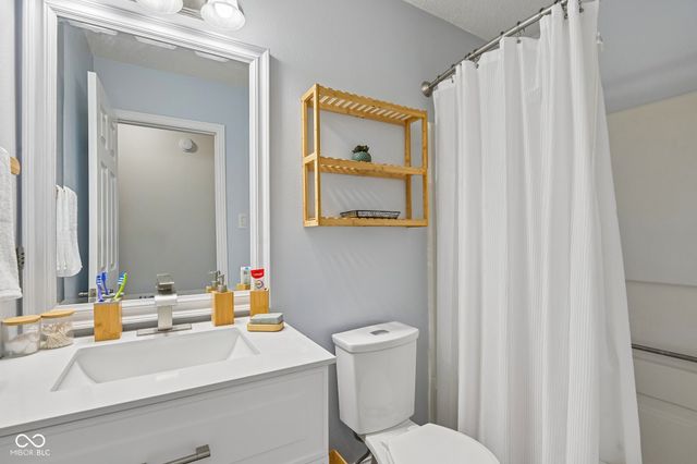 8635 Orchard Grove Lane, Camby, IN 46113