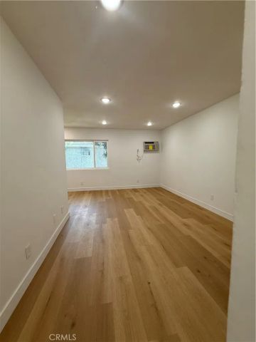 14805 Chase Street 224, Panorama City, CA 91402