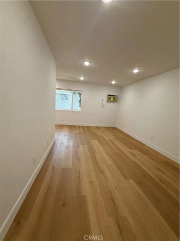 14805 Chase Street 224, Panorama City, CA 91402