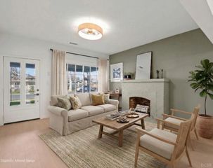 425 W Elm Street, Hanford, CA 93230