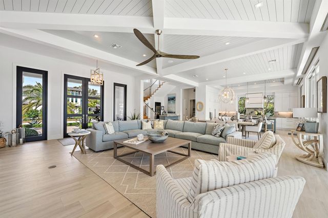 11730 Lake Shore Place, North Palm Beach, FL 33408