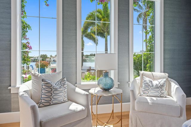 11730 Lake Shore Place, North Palm Beach, FL 33408