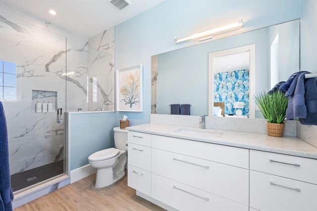 11730 Lake Shore Place, North Palm Beach, FL 33408