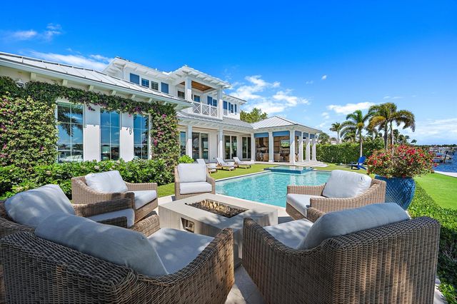 11730 Lake Shore Place, North Palm Beach, FL 33408