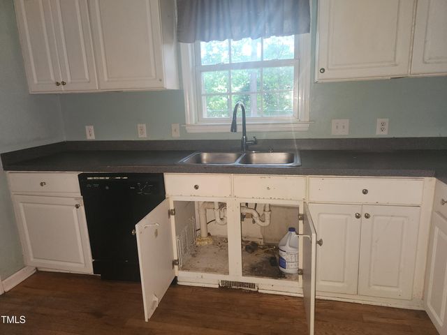 209 Trestlewood Lane, Clayton, NC 27520