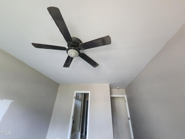 209 Trestlewood Lane, Clayton, NC 27520