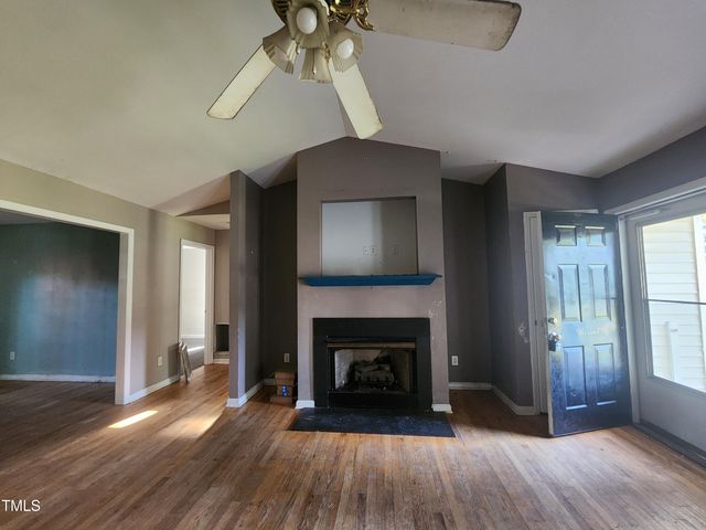 209 Trestlewood Lane, Clayton, NC 27520