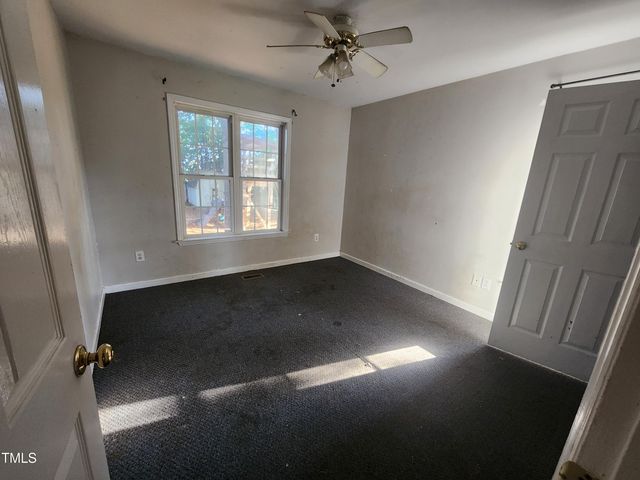 209 Trestlewood Lane, Clayton, NC 27520
