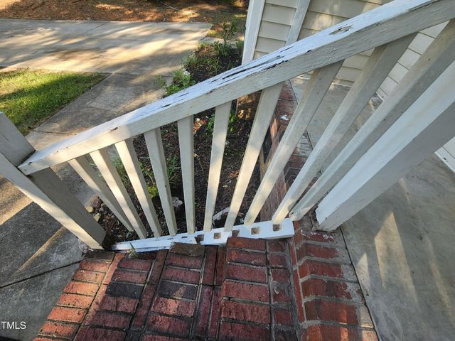 209 Trestlewood Lane, Clayton, NC 27520