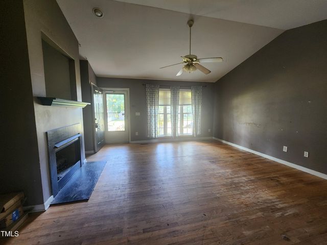 209 Trestlewood Lane, Clayton, NC 27520