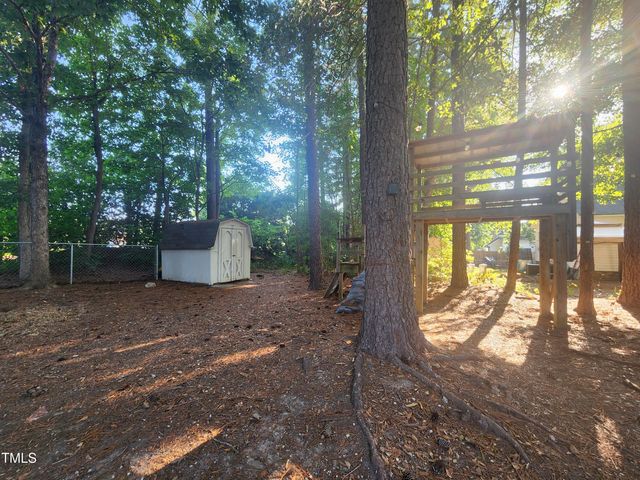 209 Trestlewood Lane, Clayton, NC 27520
