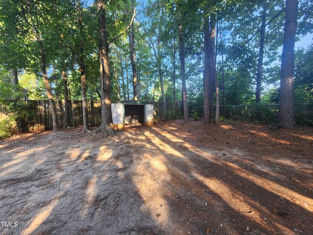 209 Trestlewood Lane, Clayton, NC 27520