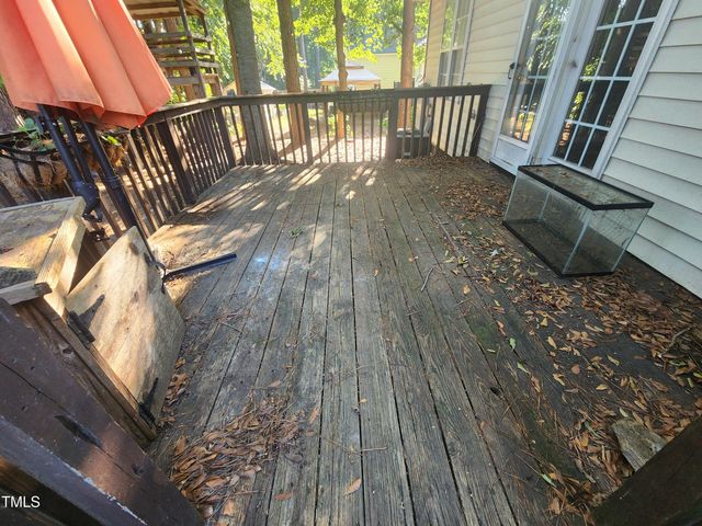209 Trestlewood Lane, Clayton, NC 27520