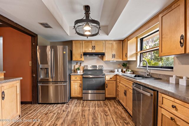 2555 State Street, Melbourne, FL 32904