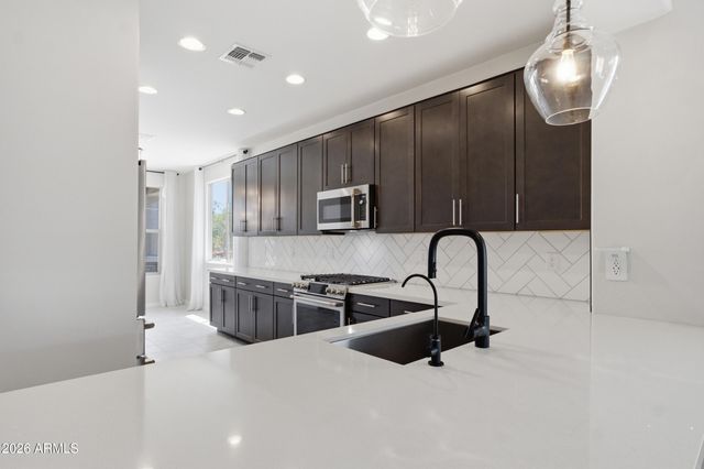 13500 N 174TH Lane, Surprise, AZ 85388