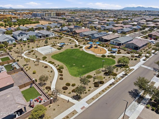 13500 N 174TH Lane, Surprise, AZ 85388