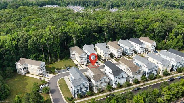137 Mizzen Quarter LOOP, Yorktown, VA 23693