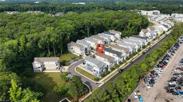 137 Mizzen Quarter LOOP, Yorktown, VA 23693