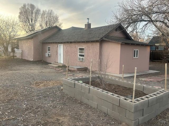 2522 E Routt Ave, Pueblo, CO 81004