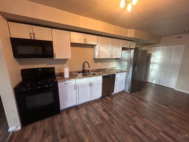 2522 E Routt Ave, Pueblo, CO 81004