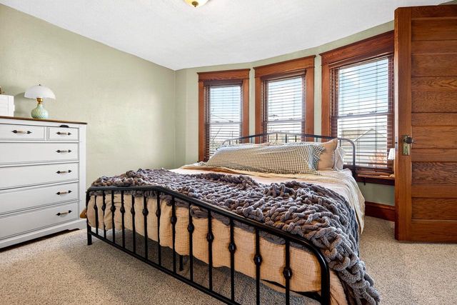 201 5TH STREET, Neenah, WI 54956