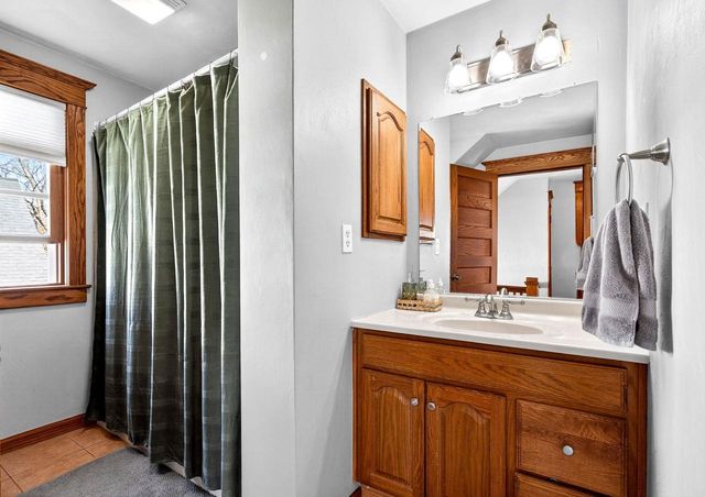 201 5TH STREET, Neenah, WI 54956