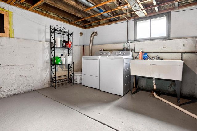 201 5TH STREET, Neenah, WI 54956