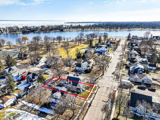 201 5TH STREET, Neenah, WI 54956