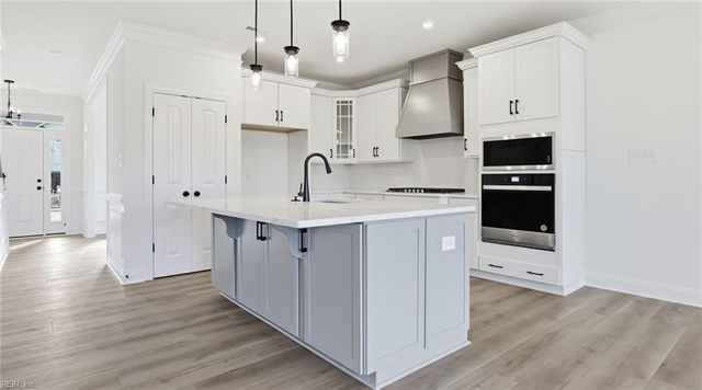 2114 Wentworth XING, Smithfield, VA 23430