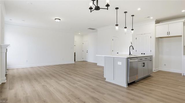 2114 Wentworth XING, Smithfield, VA 23430