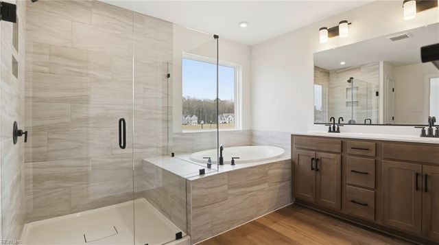 2114 Wentworth XING, Smithfield, VA 23430