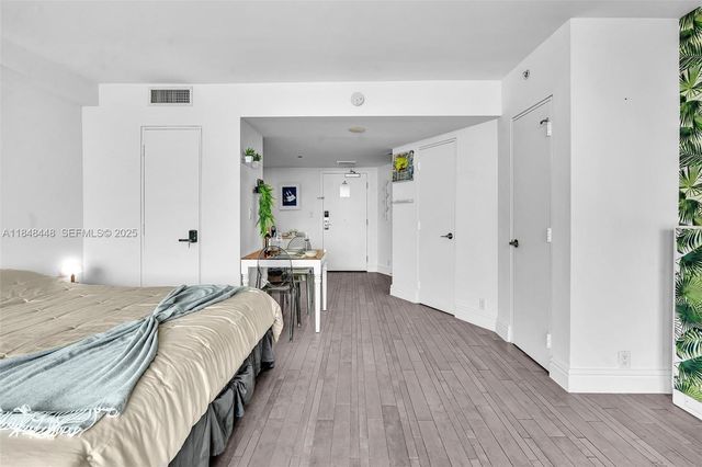 1100 West Avenue 1019, Miami Beach, FL 33139