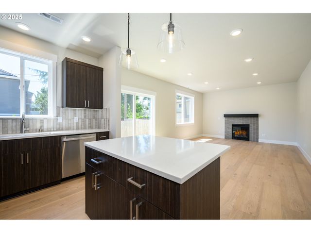 3208 E PROVINCE Ct, Newberg, OR 97132