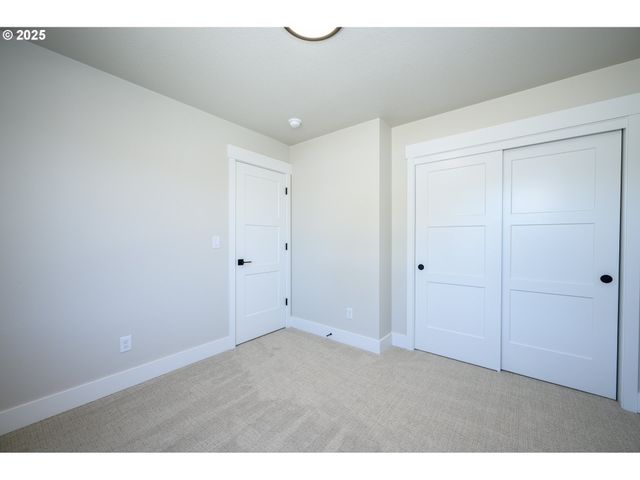 3208 E PROVINCE Ct, Newberg, OR 97132