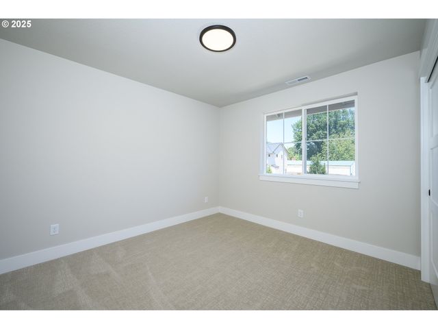 3208 E PROVINCE Ct, Newberg, OR 97132