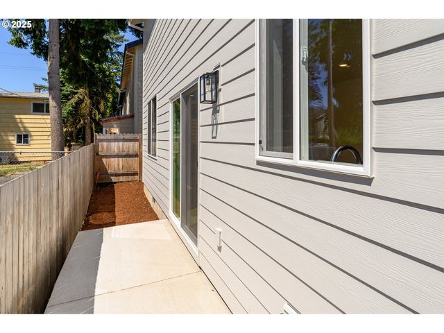 3208 E PROVINCE Ct, Newberg, OR 97132